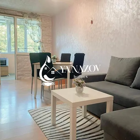 Апартамент Попова/Аспарухово Apartment *
